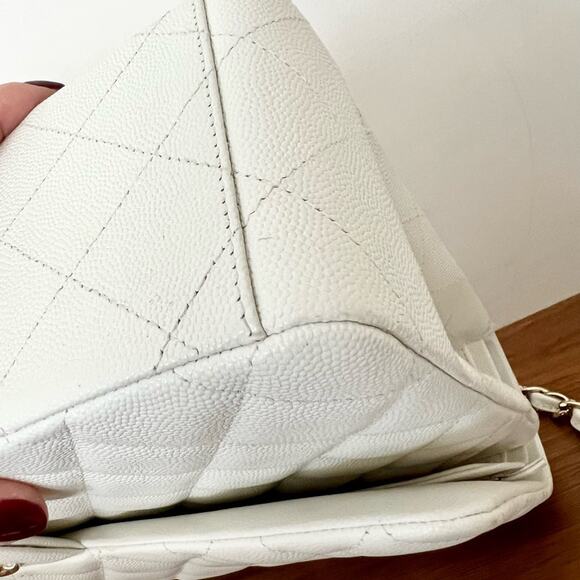 Chanel white caviar maxi flap bag champagne gold hardware with box and receipt - Picture 14 of 16